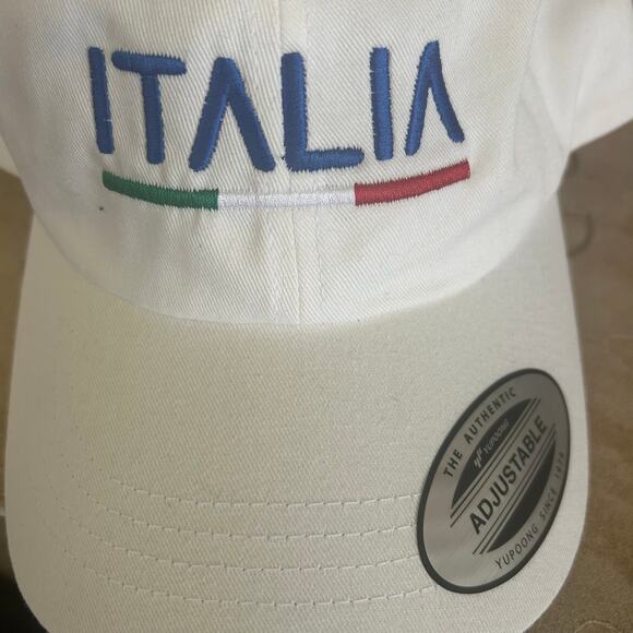 YUPOONG The Classics Hat White/ Blue With Italia‎ Logo Mult-Color Brand New! - Picture 5 of 7